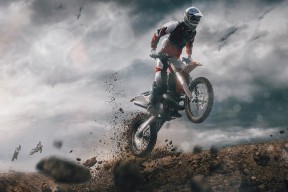 华体会app-法老与北伦敦之王的战争，萨拉赫鏖战利物浦，凯恩赛后评分拉满的虚位之争