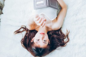 华体会体育-骨感天才撕碎高原铁壁，切特完美发挥引领黄蜂压制卫冕冠军