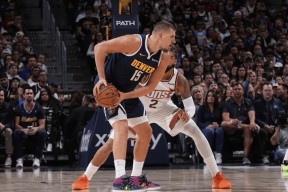 华体会hth-C9险胜塞尔维亚男篮，Kanavi攻防两端统治比赛宿命之战小组赛，成为赛场最大亮点的简单介绍