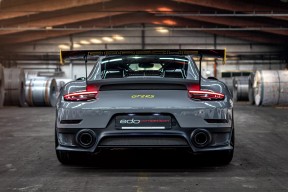 华体会hth-引擎轰鸣与篮球入网的交响，一场不可复制的体育之夜