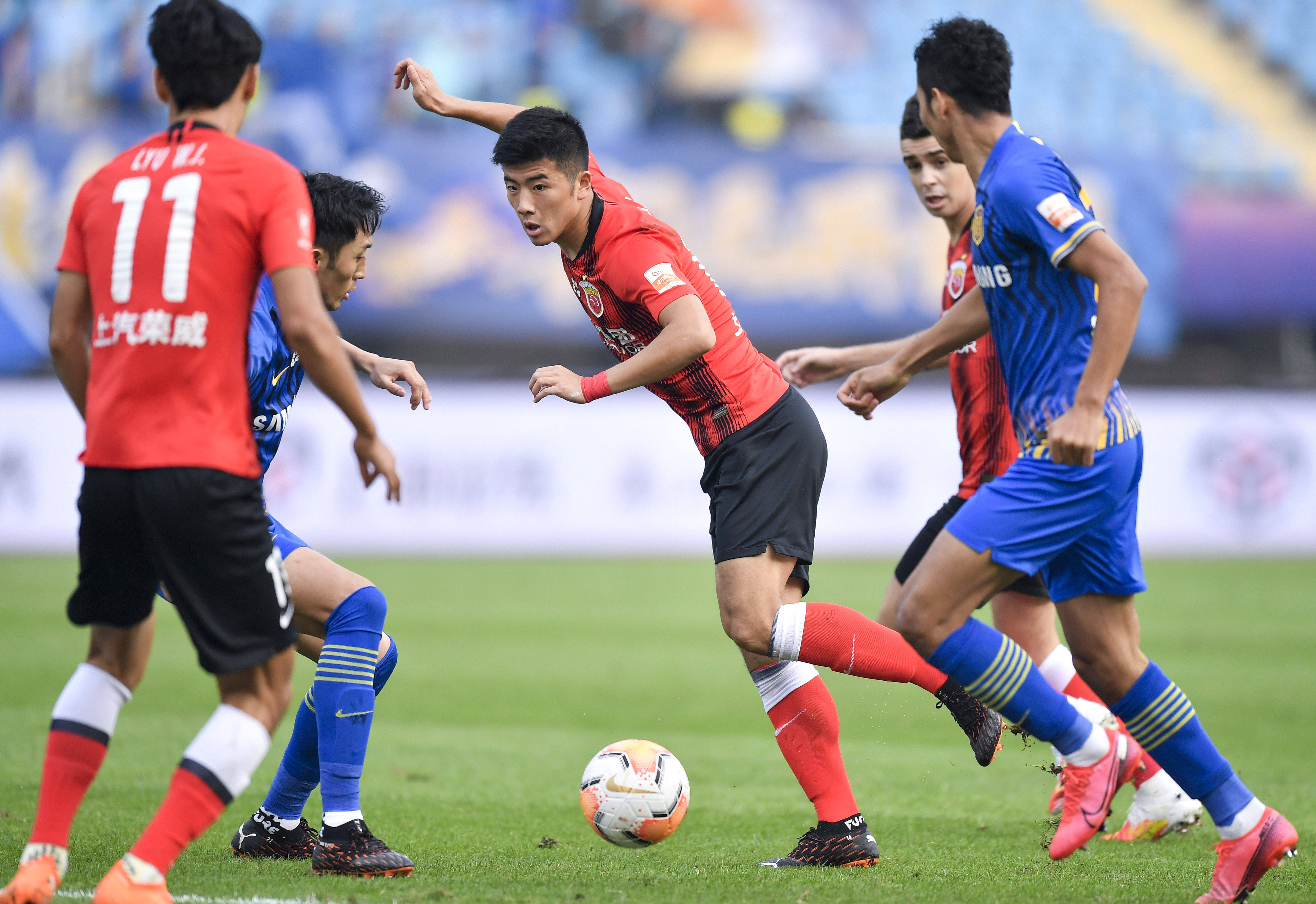 华体会登陆-苏宁主场不敌上港,遗憾失利的简单介绍  第2张 华体会登陆-苏宁主场不敌上港,遗憾失利的简单介绍  第2张